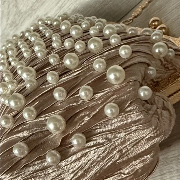 Elegant Pearl-Embellished Pink Clutch/Cold Chain Strap; NWOT - Picture 7 of 9